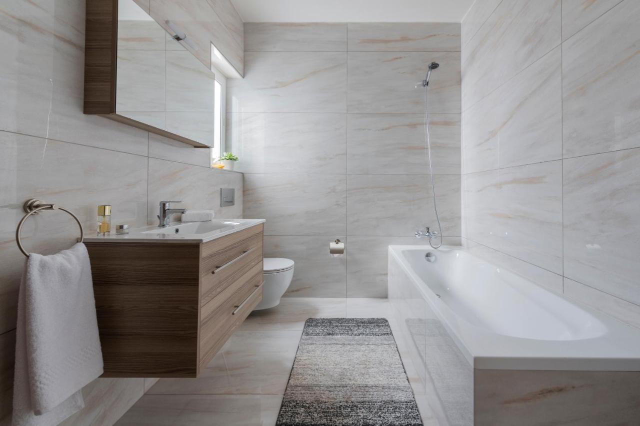 StayMela Apartments - Birkirkara Bagian luar foto