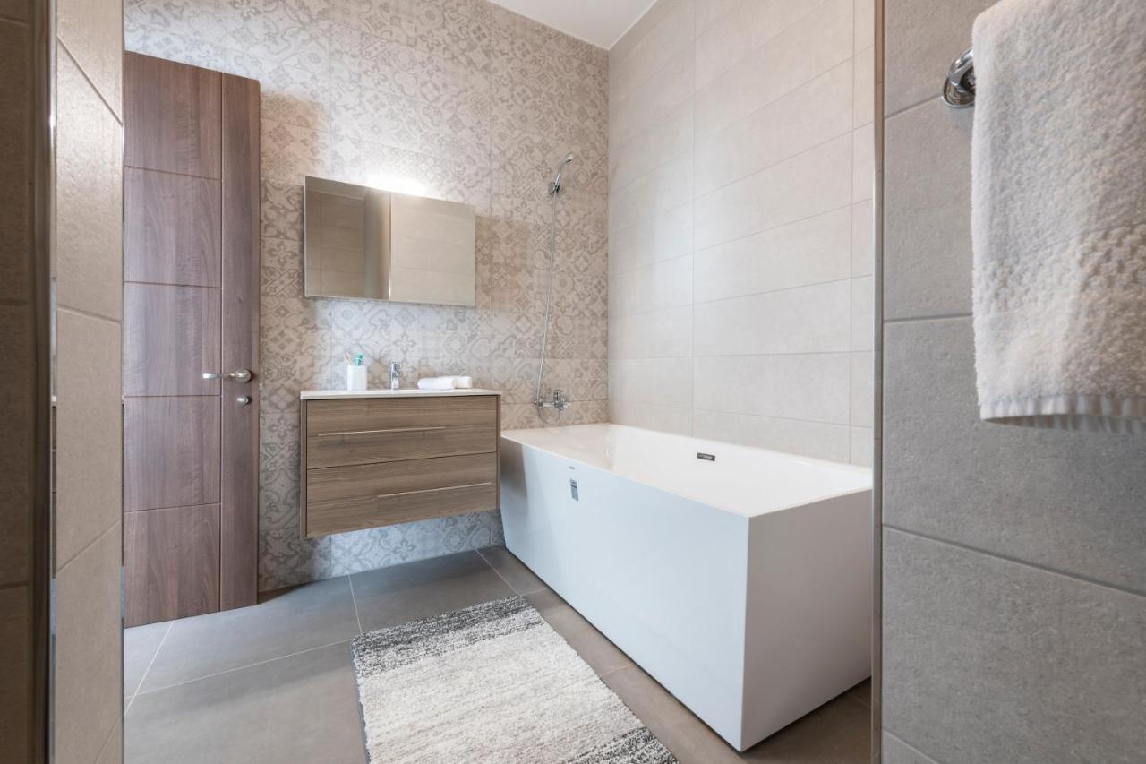 StayMela Apartments - Birkirkara Bagian luar foto