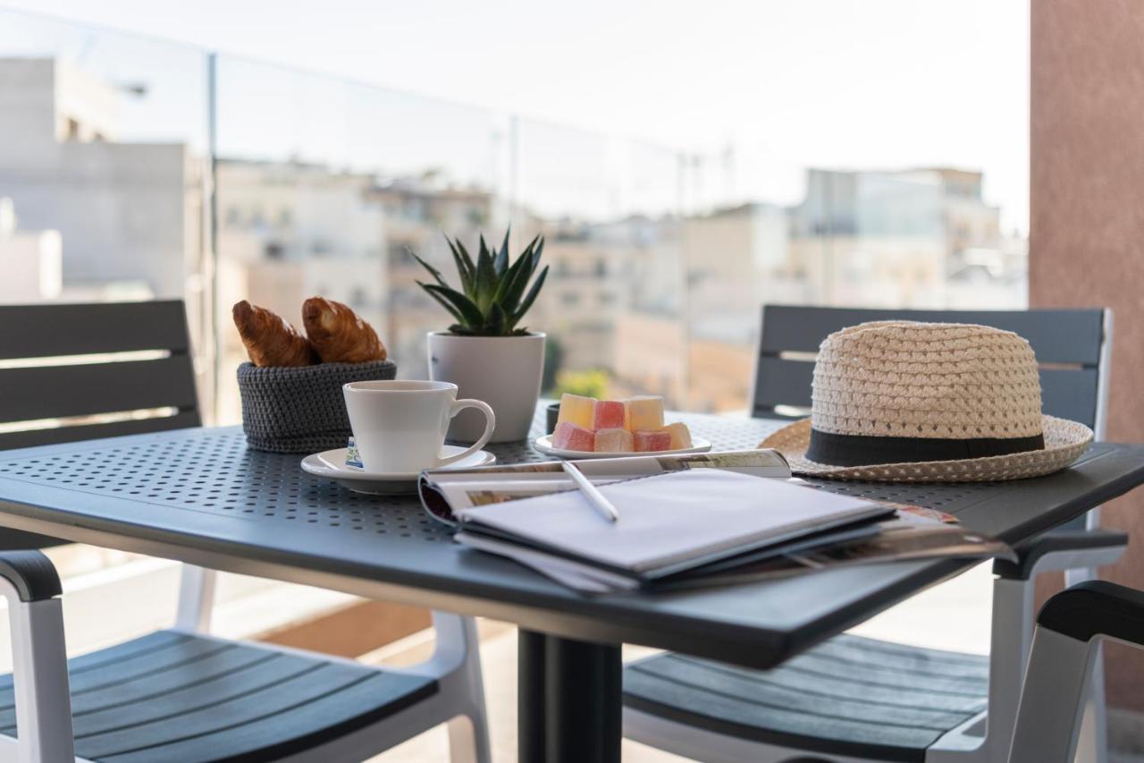 StayMela Apartments - Birkirkara Bagian luar foto